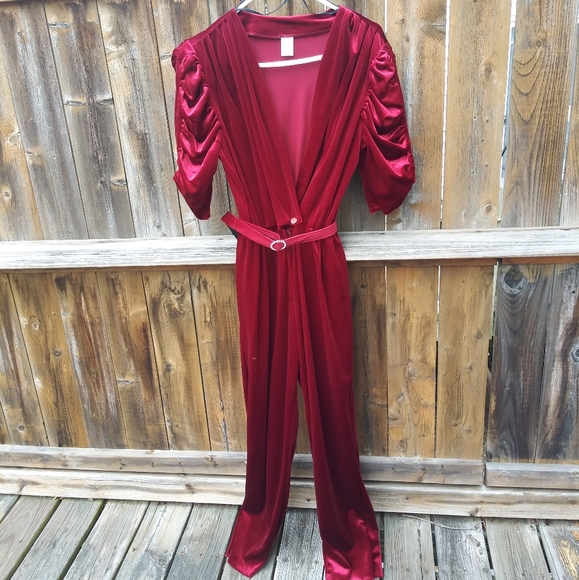 1980's velvet jumpsuit - Picture 6 of 7